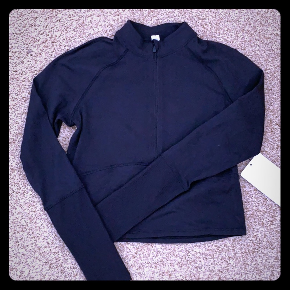 Lulu lemon It’s a Rulu Long Sleeve, cropped top